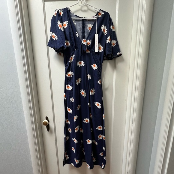 Lisa Says Gah! Jess Dress in Navy Daisy - Picture 3 of 5